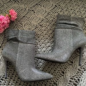 Jessica Simpson Silver Glitter Bootie! NWOT! Size 7.5
